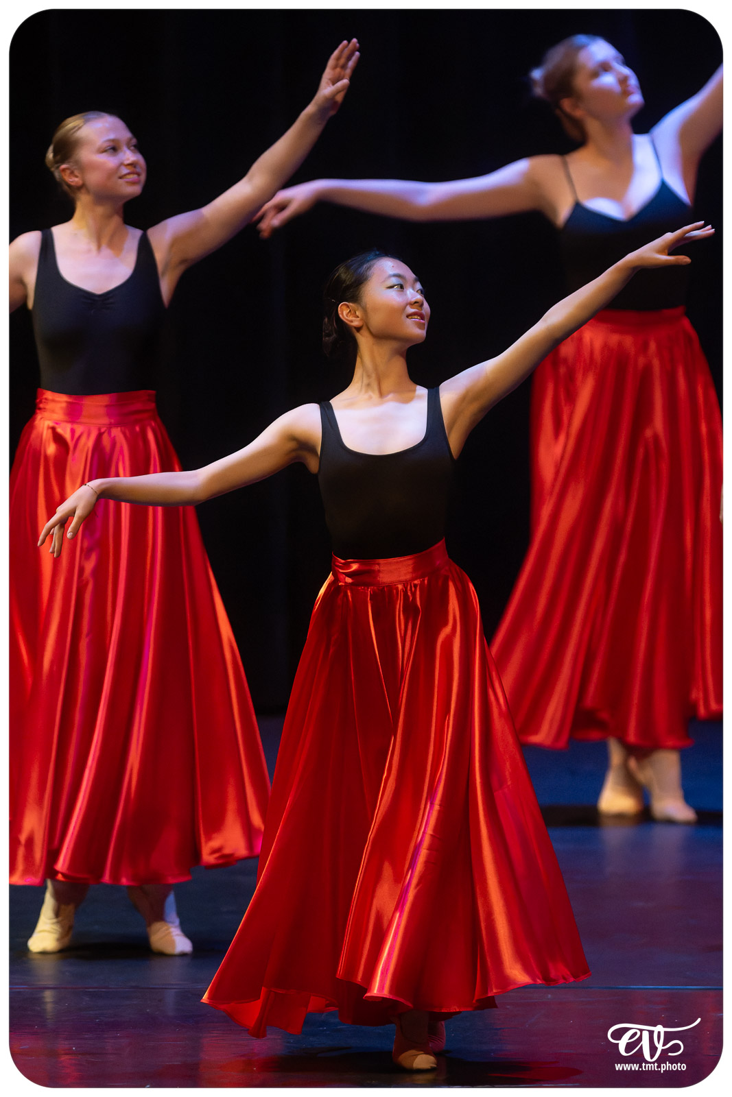 ECOLE DE DANSE CÉCILE ADAMOW